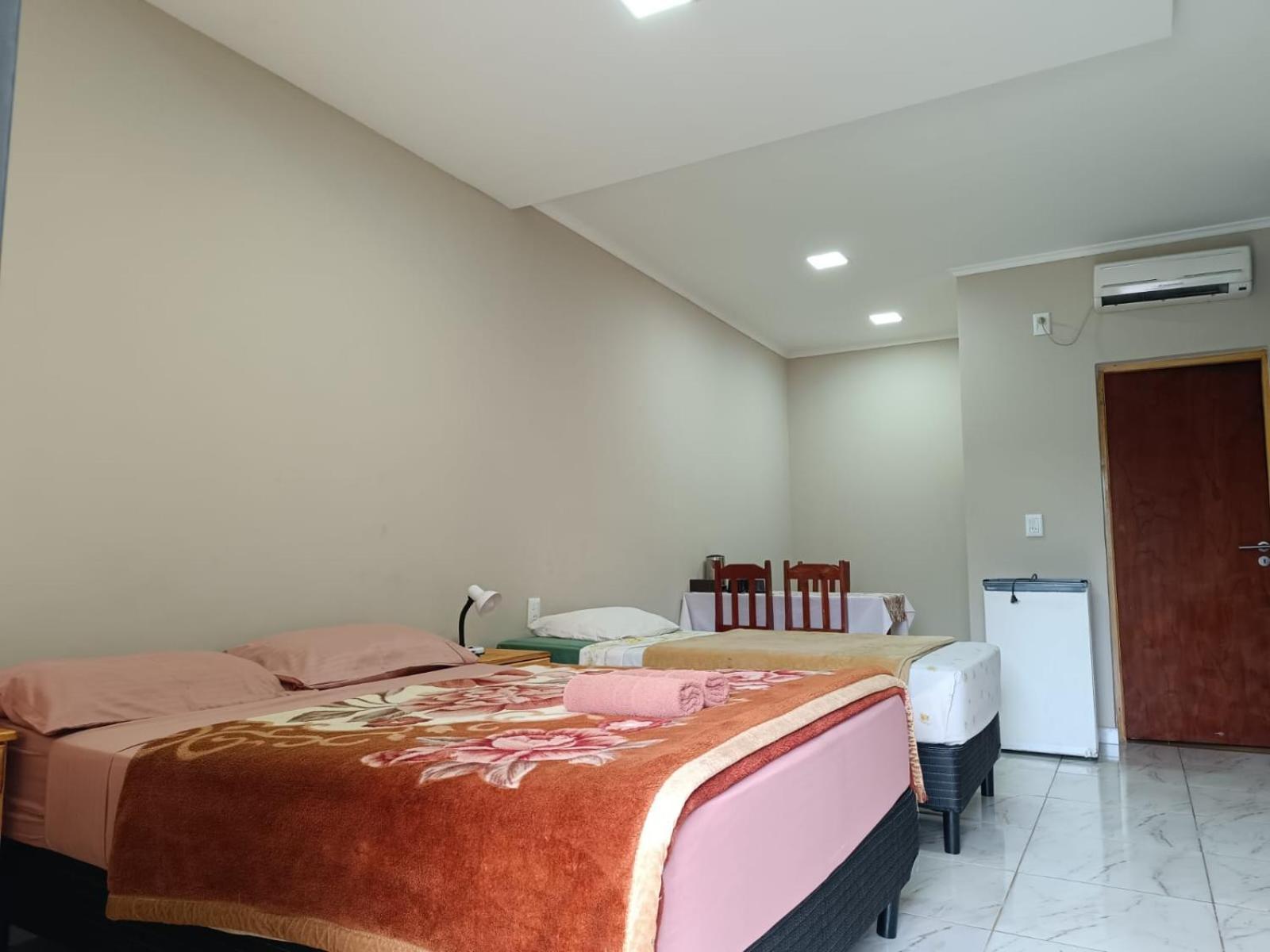 Hotel Village Del Sol ปูแอร์โตอีกวาซู ภายนอก รูปภาพ